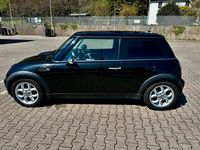 Second-hand Mini ONE 90 CP (66 kW) 2003 Negru Hatchback