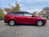 Gebraucht Ford Focus Business Edition 125 PS (91 kW) 2016 Red candy/candy red Kombi
