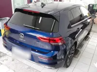 Gebraucht VW Golf VIII 150 PS (110 kW) 2020 Blau Kleinwagen