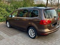 Gebraucht VW Sharan Comfortline 170 PS (125 kW) 2012 Braun Van / Kleinbus