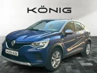 Begagnad Renault Captur Equilibre 100 HK (73 kW) 2023 Blå SUV