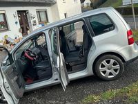 Gebraucht VW Touran 140 PS (102 kW) 2004 Silber Van / Kleinbus