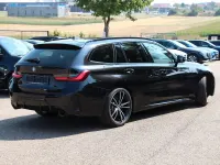 Gebraucht BMW 320 M Sport 190 PS (139 kW) 2024 Schwarz Kombi