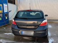 Gebraucht Opel Astra 90 PS (66 kW) 2006 Grau Limousine