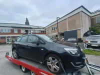 Usata Opel Astra 140 CV (102 kW) 2013 Nero Station wagon