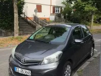 Gebraucht Toyota Yaris Life 99 PS (72 kW) 2012 Grau Kleinwagen