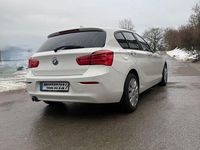 Gebraucht BMW 120 Advantage 190 PS (139 kW) 2015 Weiß Kleinwagen