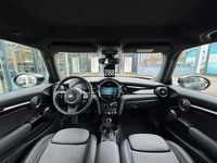 Gebraucht Mini Cooper SE Classic 135 kW (184 PS) 2023 Schwarz Kleinwagen