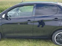 Gebraucht Peugeot 108 Active 72 PS (52 kW) 2020 Schwarz Limousine