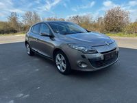 Gebraucht Renault Mégane Dynamique 140 PS (102 kW) 2010 Atacamabeige Limousine