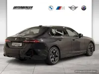 Gebraucht BMW 520 M Sport 190 PS (139 kW) 2025 Sophistograu brillanteffekt Limousine