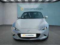 Neu Mazda MX5 132 PS (97 kW) 2026 Grau Cabrio