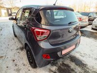 Gebraucht Hyundai i10 67 PS (49 kW) 2016 Grau Kleinwagen