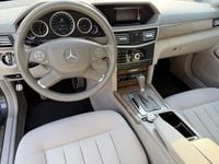 Second-hand Mercedes E200 184 CP (135 kW) 2011 Gri Berlinǎ