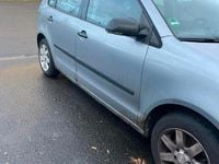 Gebraucht VW Polo 64 PS (47 kW) 2006 Silber Kleinwagen