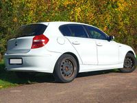 Gebraucht BMW 120 177 PS (130 kW) 2007 Weiß Kleinwagen