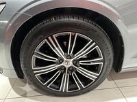 Gebraucht Volvo V60 Inscription 190 PS (139 kW) 2020 Osmium grey Kombi