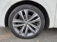 Gebraucht VW Sharan 140 PS (102 kW) 2012 Weiß Van / Kleinbus