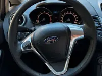 Gebraucht Ford Fiesta Trend 60 PS (44 kW) 2013 Weiß Kleinwagen