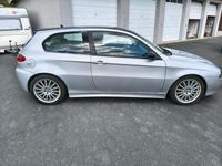 Second-hand Alfa Romeo 147 120 CP (88 kW) 2007 Argintiu Hatchback