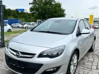 Gebraucht Opel Astra 116 PS (85 kW) 2013 Silber Limousine