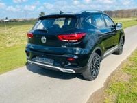 Gebraucht MG ZS Luxury 106 PS (77 kW) 2024 Schwarz SUV