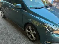 Gebraucht Mercedes B180 122 PS (89 kW) 2012 Blau Kleinwagen