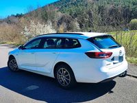 Usado Opel Insignia 170 HP (125 kW) 2019 Branco Carrinha