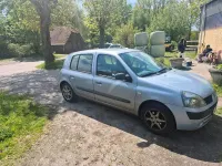 Używany Renault Clio II 75 KM (55 kW) 2004 Hatchback
