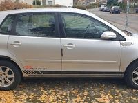 Gebraucht VW Polo 75 PS (55 kW) 2005 Silber Kleinwagen