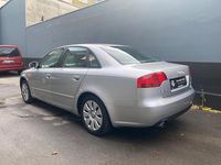 Gebraucht Audi A4 130 PS (95 kW) 2006 Silber Kleinwagen