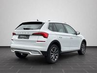 Gebraucht Skoda Kamiq ScoutLine 150 PS (110 kW) 2022 Moonweiß perleffekt (metallic) SUV