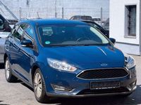 Gebraucht Ford Focus Trend 125 PS (91 kW) 2018 Blau Kombi