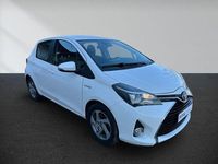 Gebraucht Toyota Yaris Hybrid 101 PS (74 kW) 2017 Weiß Kleinwagen