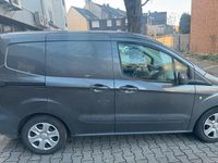Gebraucht Ford Courier 2018 Grau Van / Kleinbus