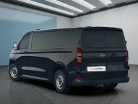 Second-hand VW Multivan 150 CP (110 kW) 2025 Negru Monovolum