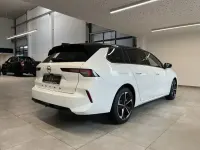 Neu Opel Astra 131 PS (96 kW) 2026 Arktis weiß / dach schwarz Kombi