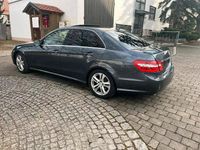 Gebraucht Mercedes E250 204 PS (150 kW) 2012 Andere farben Limousine