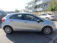 Gebraucht Kia Rio 75 PS (55 kW) 2014 Silber Limousine