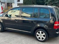 Gebraucht VW Touran 140 PS (102 kW) 2005 Schwarz Van / Kleinbus