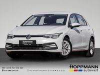 Gebraucht VW Golf VIII Active 131 PS (96 kW) 2021 Weiß Limousine
