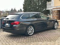 Gebraucht BMW 520 184 PS (135 kW) 2012 Schwarz Kombi