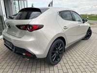 Nowe Mazda 3 Nagisa 140 KM (102 kW) 2026 Beżowy Sedan/Limuzyna