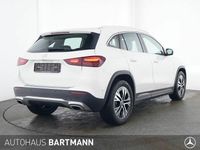 Gebraucht Mercedes GLA220 Progressive 190 PS (139 kW) 2024 Unilack polarweiß SUV