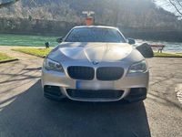 Gebraucht BMW 520 M Performance 183 PS (134 kW) 2013 Schwarz Limousine