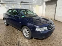 Gebraucht Audi A4 102 PS (75 kW) 2000 Schwarz Limousine