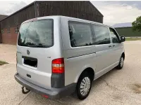 Usado VW Caravelle 131 CV (96 kW) 2007 Plateado Van