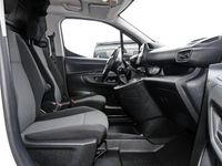 Gebraucht Peugeot Partner Premium 99 PS (72 kW) 2019 Schneeweiß Van / Kleinbus