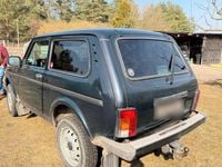 Gebraucht Lada niva 83 PS (61 kW) 2014 Grün SUV
