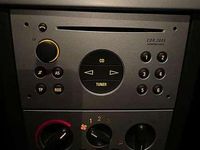 Gebraucht Opel Meriva Essentia 101 PS (74 kW) 2003 Van / Kleinbus